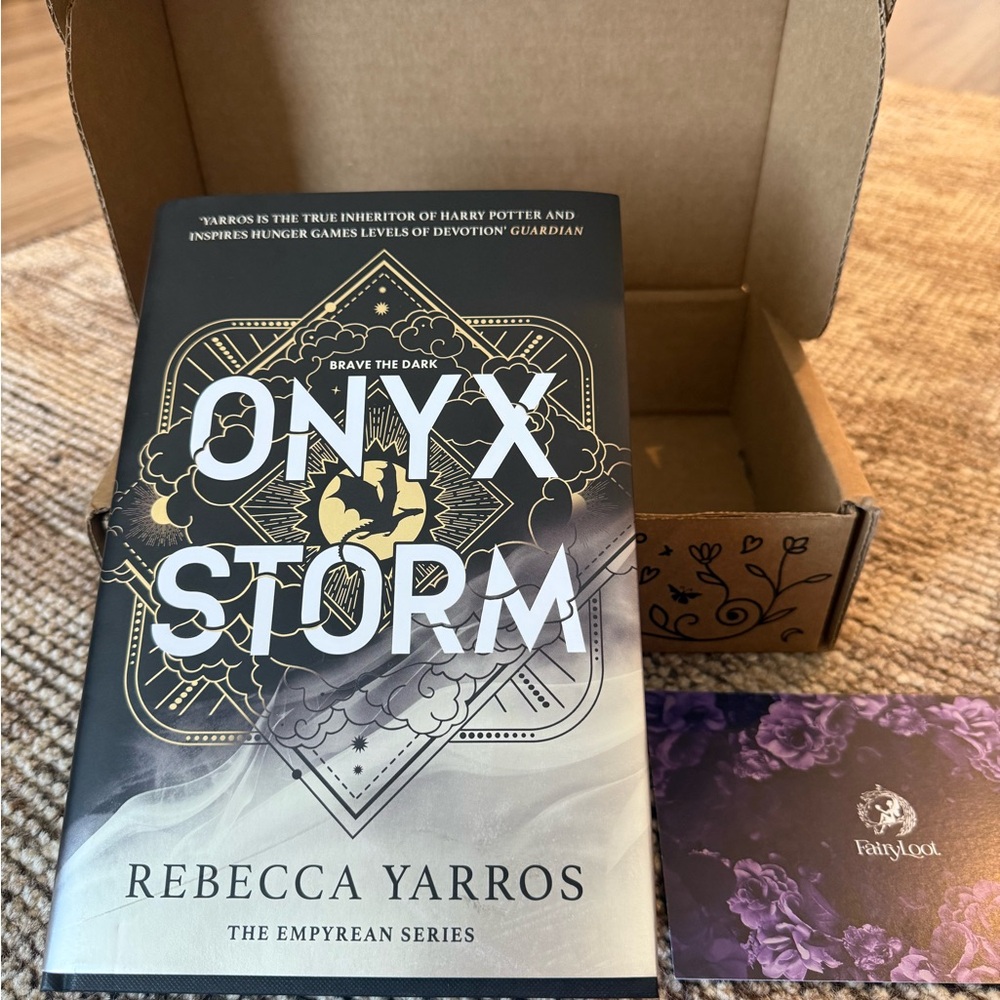 Onyx Storm by Rebecca Yarros - Exclusive Fairyloot Edition - NEW - Picture 2 of 5